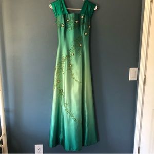 Green Formal Dress Women’s small $20